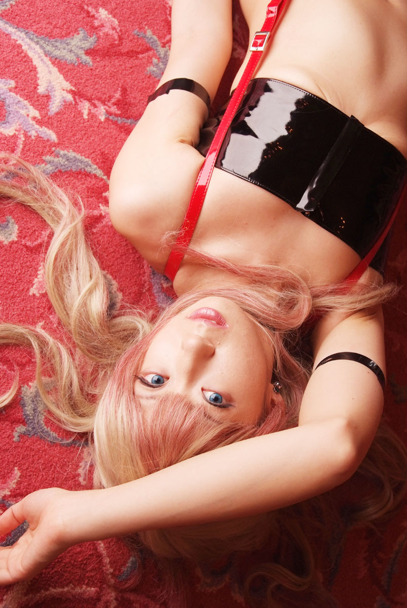 [Cosplay] Macross Frontier - Sexy Sheryl Nome - akaiteza